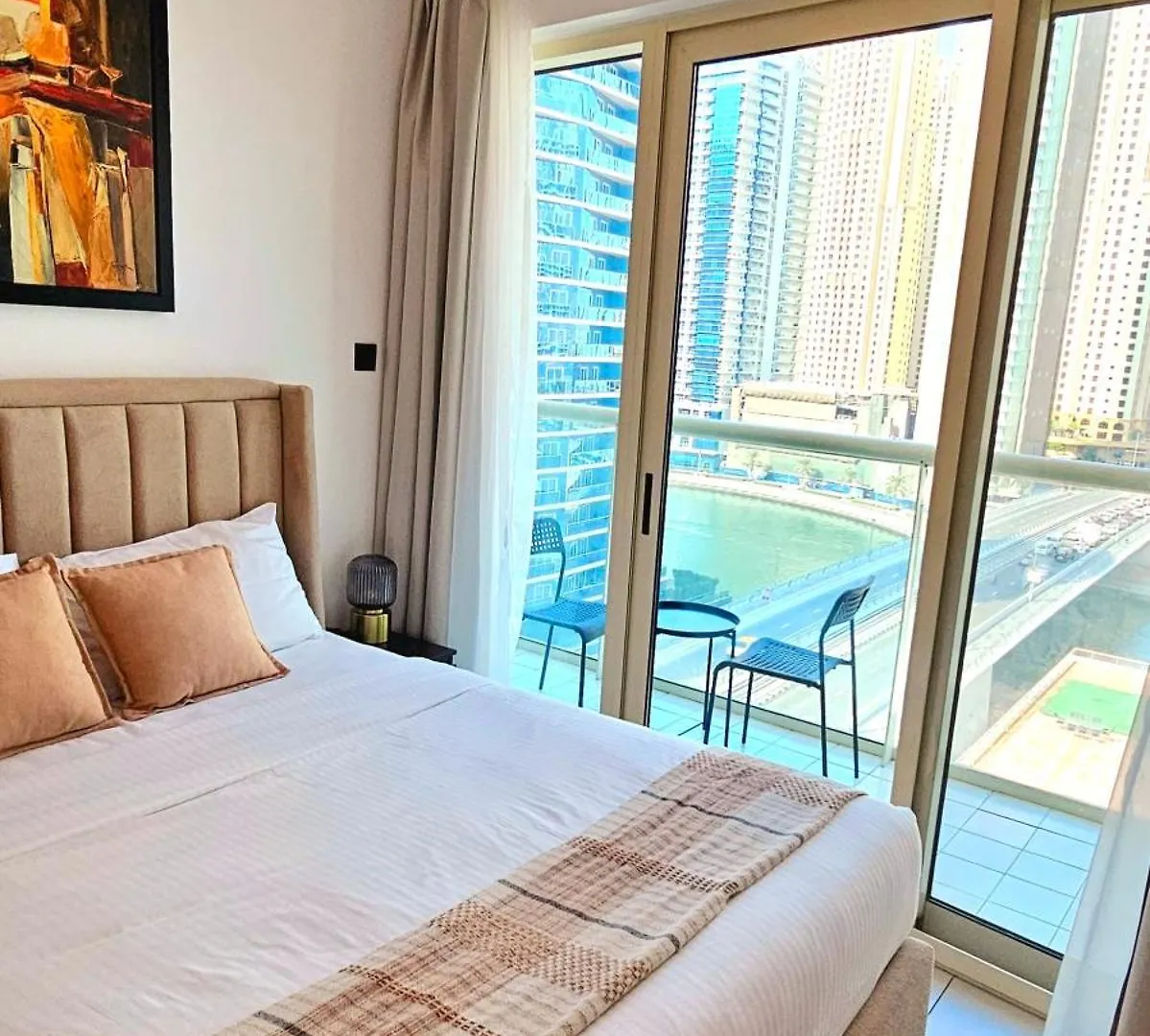 Exquisite Marina View 2 Bedrooms Apartment Near Metro And Marina Mall Dubai
