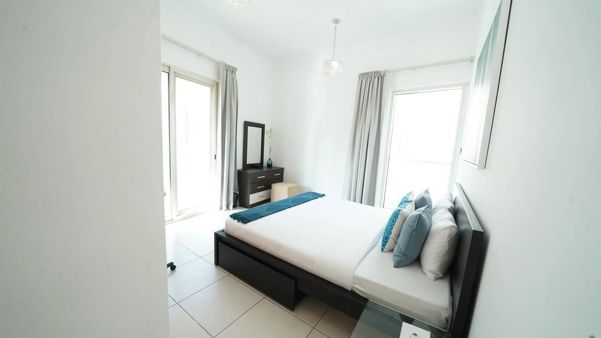 Exquisite Marina View 2 Bedrooms Apartment Near Metro And Marina Mall Dubai United Arab Emirates